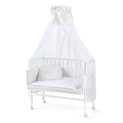 Patut pentru copii 2in1, 90 cm x 55 cm, lemn de fag, vopsea certificata, roti blocabile, laterala detasabila, co-sleeping, Saltea inclusa, Aparatoare laterala din bumbac, Baldacin cu Suport Metalic, Waldin, Equipment, Alb, 88