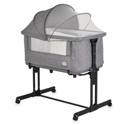 Patut pentru bebelusi 2in1 Moni Baby Crib Gri Melange cu laterala culisanta,Transformabil in tarc,5 nivele de reglare inaltime,Roti cu frana,Capotina cu plasa de insecte,Curele pentru fixare pat parinte,Saltea inclusa Patut pentru bebelusi 2in1 Moni Baby Crib Gri Melange cu laterala culisanta,Transformabil in tarc,5 nivele de reglare inaltime,Roti cu frana,Capotina cu plasa de insecte,Curele pentru fixare pat parinte,Saltea inclusa